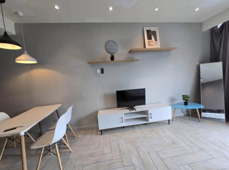 Condo Room for Rent at Aria Luxury Residence