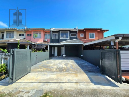 Terrace House For Sale at Bukit Sentosa