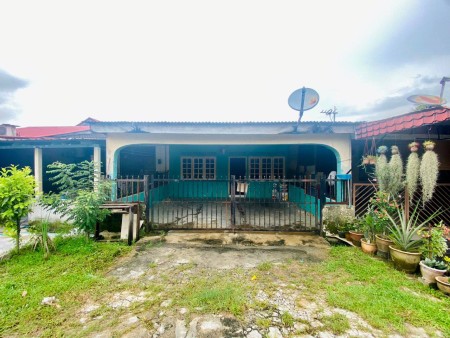 Terrace House For Sale at Taman Sri Nanding