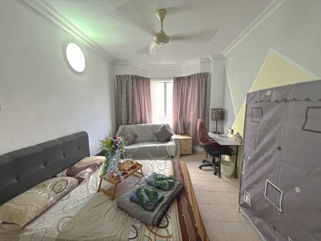 Condo For Rent at Koi Tropika