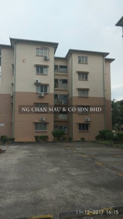 Apartment for Auction