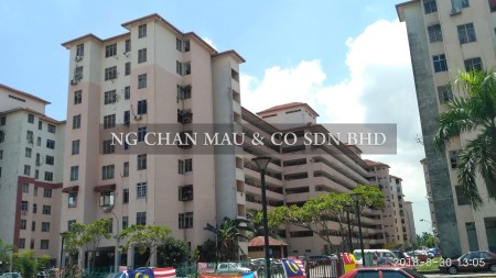 Flat For Auction at Pangsapuri Seri Perantau