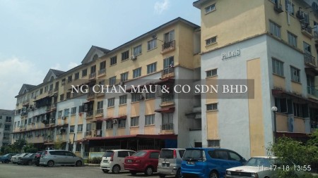 Apartment For Auction at Las Palmas