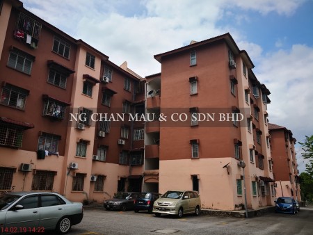 Apartment For Auction at Kenanga Apartment