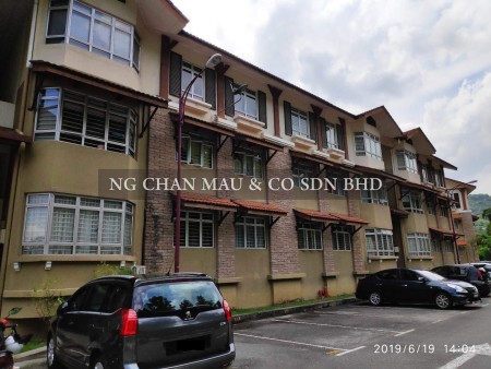 Apartment For Auction at D'Rimba