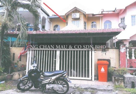 Terrace House For Auction at Section 6