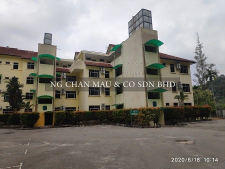 Apartment For Auction at Teluk Batik Beach