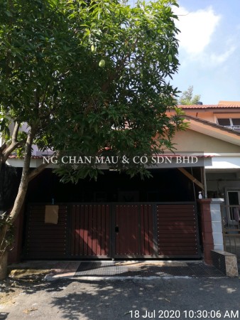 Terrace House for Auction