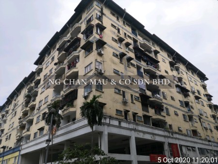 Apartment For Auction at Spectrum Apartment