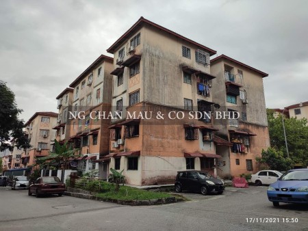 Apartment For Auction at Sri Indah Apartment