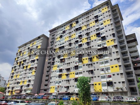 Flat For Auction at Perumahan Pantai Permai