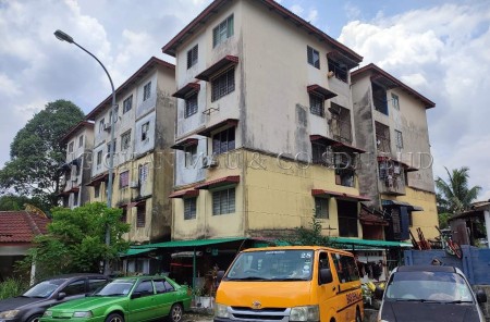 Apartment For Auction at Sri Indah Apartment