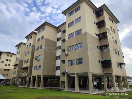 Apartment For Auction at Sri Tanjung Apartment