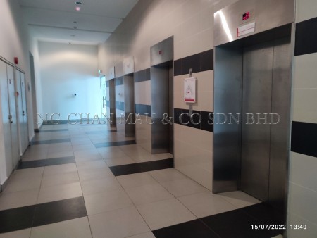 Condo for Auction