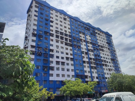 Apartment For Auction at Impian Baiduri