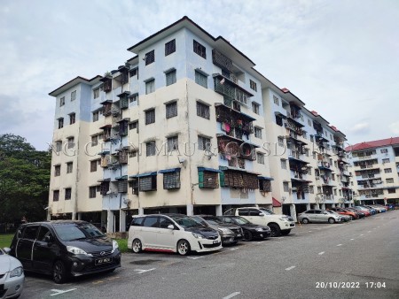 Apartment For Auction at Pangsapuri Pendekar