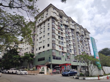 Apartment For Auction at Hijau Ria Apartment
