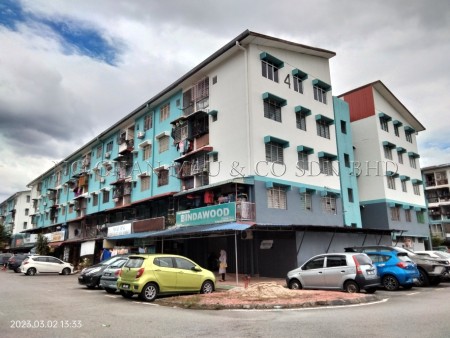 Flat For Auction at Taman Sri Serdang