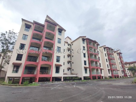 Serviced Residence For Auction at Caribbean Bay Resort
