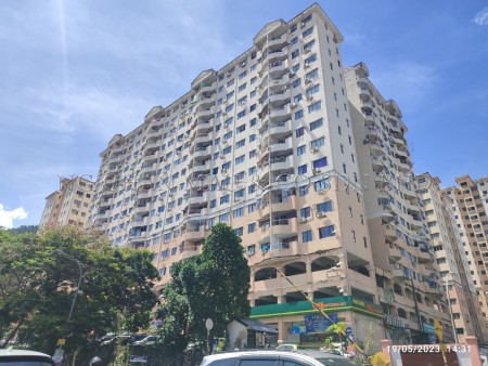 Apartment For Auction at Saujana Ria Apartment