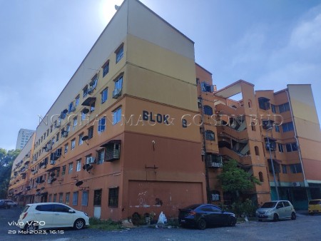 Apartment For Auction at Apartment Klang Jaya