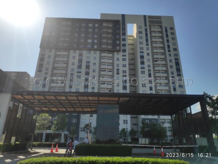 Apartment For Auction at Tropicana Aman 1