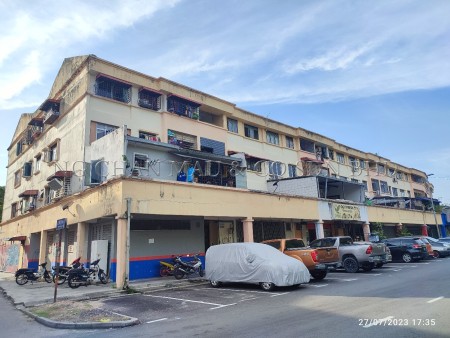 Apartment For Auction at Taman Putra Perdana