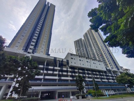 Apartment For Auction at Cerrado Residence