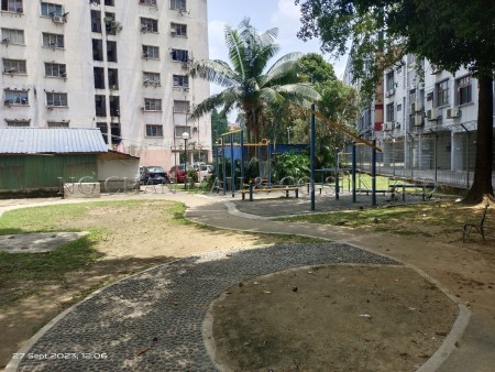 Apartment for Auction