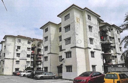 Apartment For Auction at Oakwood Court