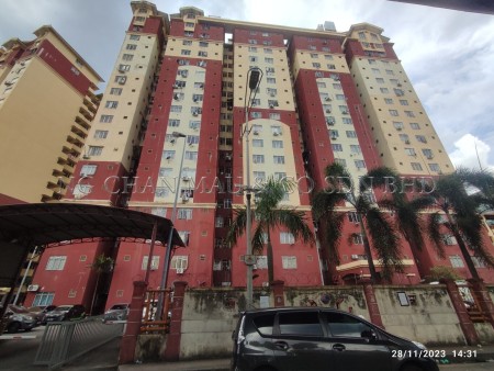 Apartment For Auction at Mentari Court 1