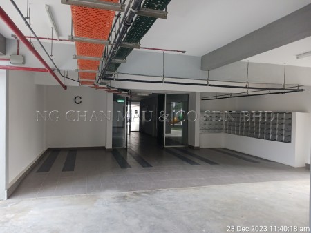 Apartment for Auction