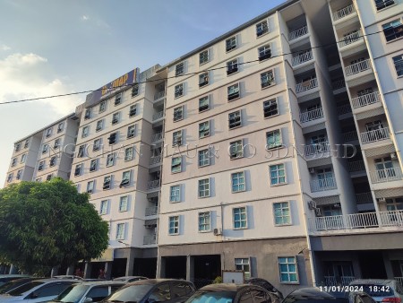 Apartment For Auction at Arau