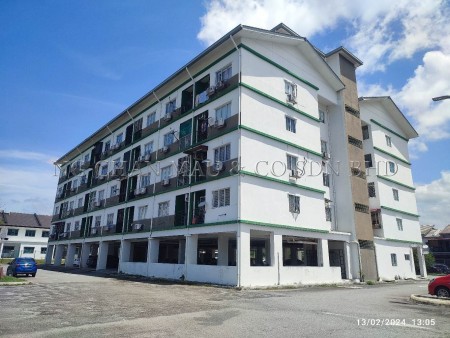 Apartment For Auction at Impiana Apartment