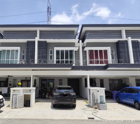Terrace House For Auction at Laman Vista Alam