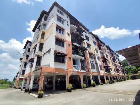 Apartment For Auction at Inang Apartment