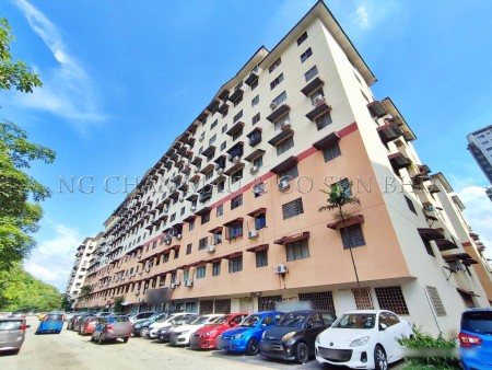 Apartment For Auction at Taman Aman Putra Apartment