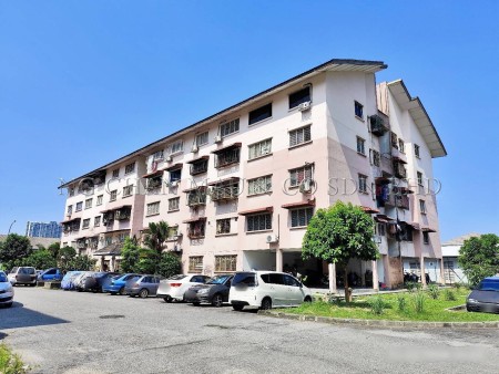 Apartment For Auction at Anggerik Villa 2 Apartment