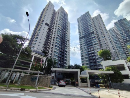 Condo For Auction at Infiniti 3 Residences