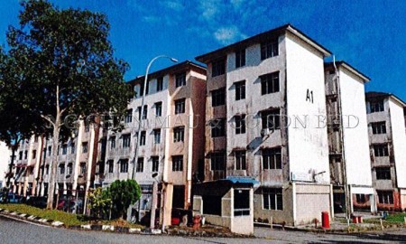 Flat For Auction at Indah Court Apartment