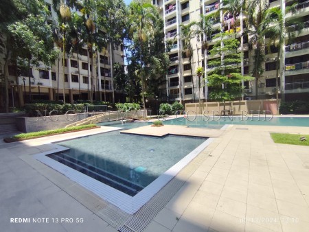 Condo for Auction