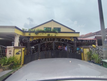 Terrace House For Auction at Taman Sungai Kapar Indah