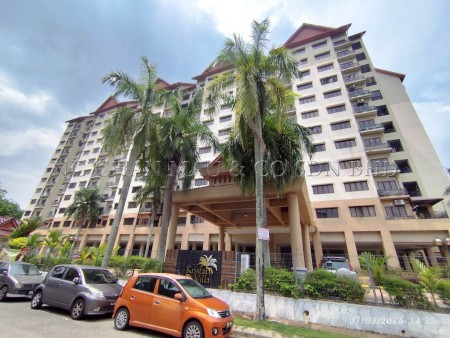 Apartment For Auction at Kristal Villa