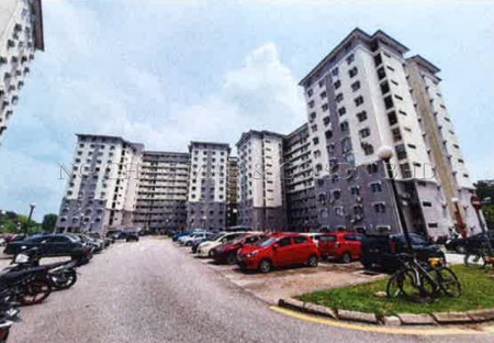 Apartment For Auction at Pangsapuri Putra Harmoni