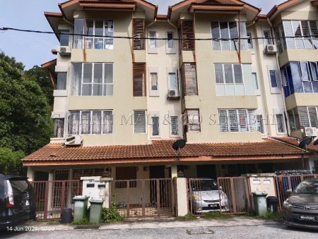 Terrace House For Auction at Amansiara