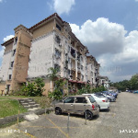 Apartment For Auction at Pangsapuri Lili