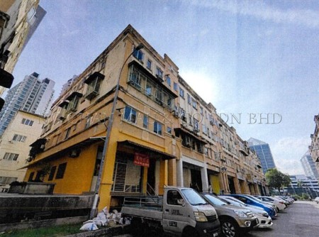 Apartment For Auction at Taman Serdang Perdana