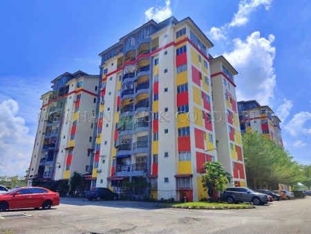 Apartment For Auction at Danau Sutera Apartment