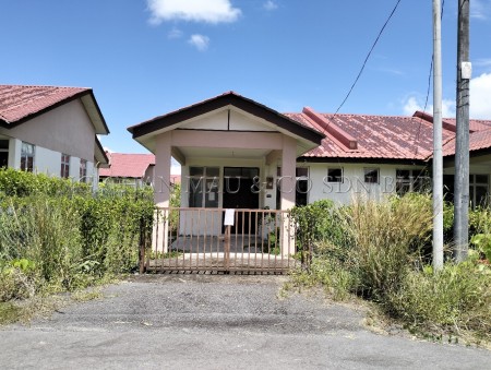 Terrace House For Auction at Taman Cenderawasih