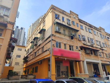Apartment For Auction at Taman Serdang Perdana